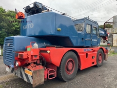 Xe cẩu bánh lốp 25 tấn Kato KR25H-V (1996) nhập khẩu từ Nhật Bản