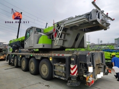Xe cẩu bánh lốp 200 tấn Zoomlion ZAT200V (2021) nhập khẩu từ Trung Quốc