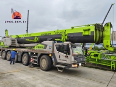 Xe cẩu bánh lốp 200 tấn Zoomlion ZAT200V (2021) nhập khẩu từ Trung Quốc