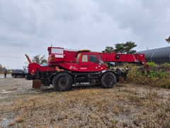 Xe cẩu bánh lốp 35 tấn Kobelco RK350 (1992) nhập khẩu từ Hàn Quốc