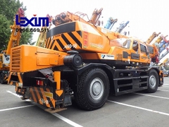 Xe cẩu bánh lốp 60 tấn Tadano GR-600N-1 (2006) nhập khẩu từ Nhật Bản