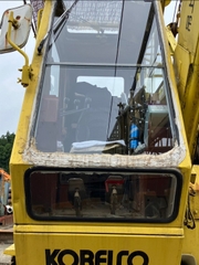 Xe cẩu bánh xích 55 tấn Kobelco 7055 (1991) nhập khẩu từ Nhật Bản