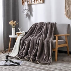 Chăn lông cừu 2 lớp màu ghi (2m x 2.3m)