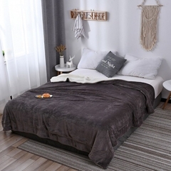 Chăn lông cừu 2 lớp màu ghi (2m x 2.3m)