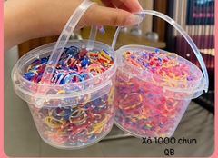 Đồ chơi - Xô hộp 1000 chun tóc chun nịt buộc tóc cao su nhiều màu siêu dai cho mẹ và bé có nắp đậy