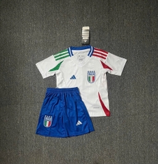 Italia 2025 Trẻ em