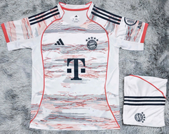 Bayern Munich 25/26 - Trắng