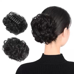 búi kẹp ngoặm xoăn trung niên
