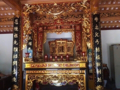 Mẫu phòng thờ truyền thống sơn son thếp vàng MPT001