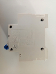 Aptomat MCB 2P AC 100A bảo vệ mạch điện khỏi các sự cố quá tải và ngắn mạch