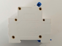 Aptomat MCB 2P AC 32A bảo vệ mạch điện khỏi các sự cố quá tải và ngắn mạch