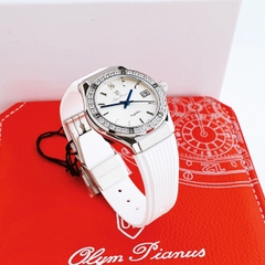 Olym Pianus OP990-45D (Mặt trắng, viền trắng ít đá)
