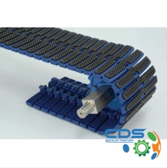 Plastic chain convayer