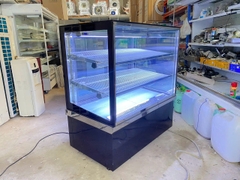 Tủ trưng bày bánh nóng Berjaya 1.5m