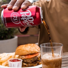 Nước ngọt Dr Pepper 23 Mỹ  355ml ( Lốc 12 lon)