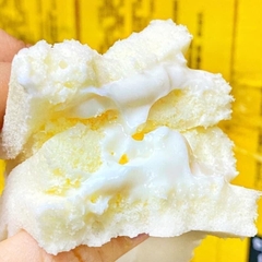 Bánh Bông Lan Yipin hấp 500g ( khoảng 11 cái )( Khoai Môn)