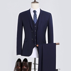 Bộ đồ vest nam kèm áo sơ mi kiểu dáng sang trọng, lịch lãm