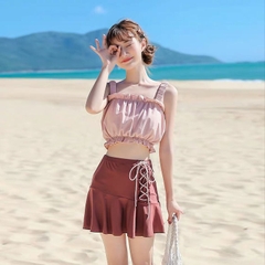 Bộ đồ bơi hai mảnh kiểu váy xẻ hông nhỏ nhắn dễ thương, phong cách Hàn Quốc
