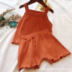 Bộ đồ vải cotton mềm mại áo không tay và quần ngắn thoải mái, mát mẻ dành cho bé gái