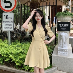 Đầm ôm eo tay ngắn phồng cổ chữ V vạt chéo xếp ly hợp thời trang dành cho nữ