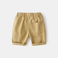 Quần short kaki cotton thoáng khí in hình hươu cao cổ cho bé trai