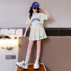 Bộ đồ thể thao hai mảnh áo cổ polo tay ngắn và váy thời trang dáng rộng dành cho bé gái