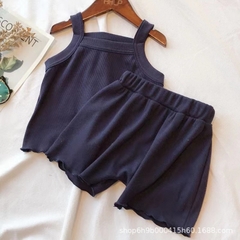 Bộ đồ vải cotton mềm mại áo không tay và quần ngắn thoải mái, mát mẻ dành cho bé gái