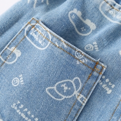 Quần short denim in họa tiết hoạt hình cho bé trai