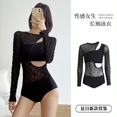 Bộ đồ bơi một mảnh khoét ngực phối ren gợi cảm dành cho nữ