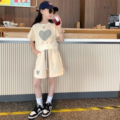 Bộ đồ thể thao bé gái dáng rộng áo thun tay ngắn và quần short phong cách giản dị