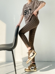 Quần legging dài chín tấc ôm dáng vải in độc đáo, phong cách Hàn Quốc dành cho nữ