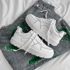 Giày sneaker nam kiểu ulzzang phối họa tiết đơn giản