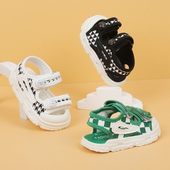 Giày sandal mũi cao chống trơn trượt dành cho bé trai và bé gái