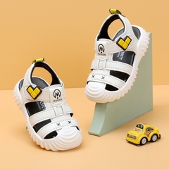 Giày sandal kiểu dáng thời trang chống trơn trượt dành cho bé trai