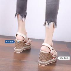 Dép sandal cao đế xuồng, dây quai chéo phù hợp mọi lứa tuổi mẫu mới