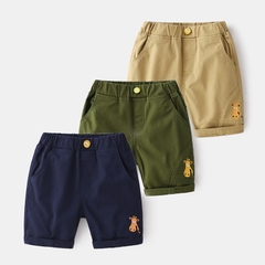 Quần short kaki cotton thoáng khí in hình hươu cao cổ cho bé trai