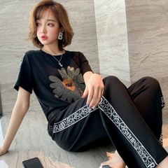 Bộ đồ thể thao giản dị họa tiết hoa cúc thời trang dành cho nữ