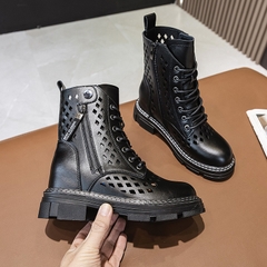 Giày boots da thoáng khí đầy cá tính phù hợp mùa hè