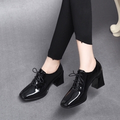 Giày boots cổ ngắn buộc dây miệng sâu mới
