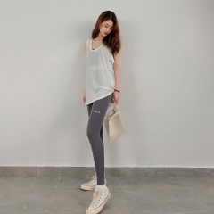 Quần legging nữ dài chín tấc ôm dáng co giãn, in chữ trên đùi thời trang