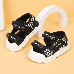 Giày sandal mũi cao chống trơn trượt dành cho bé trai và bé gái