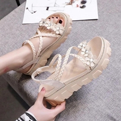 Giày sandal đế xuồng họa tiết bông hoa trẻ trung xinh xắn