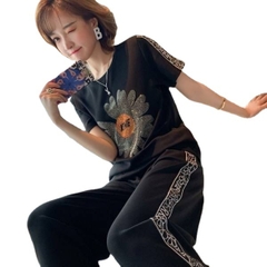 Bộ đồ thể thao giản dị họa tiết hoa cúc thời trang dành cho nữ