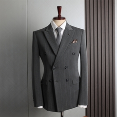 Bộ đồ vest kèm áo gile kẻ sọc sang trọng lịch lãm phong cách Anh Quốc