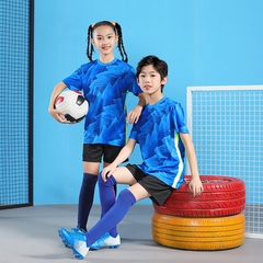 Bộ đồ thể thao cổ tròn nhanh khô in họa tiết hợp thời trang cho bé trai