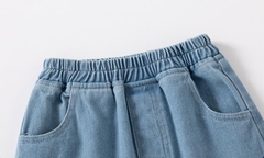Quần short Denim phối túi hoạt hình khủng long dễ thương cho bé trai
