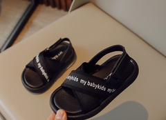 Giày sandal phong cách Hàn Quốc dành cho học sinh