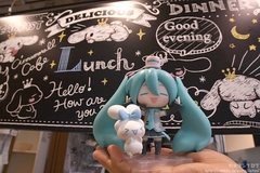 MÔ HÌNH Hatsune Miku - Hatsune Miku x Cinnamoroll - Nendoroid 2306 - Cinnamoroll Collaboration Ver. (Good Smile Company) FIGURE CHÍNH HÃNG