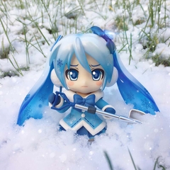 MÔ HÌNH Hatsune Miku -  Vocaloid - Nendoroid (#207) - Snow, Fluffy Coat Ver. (Good Smile Company) FIGURE CHÍNH HÃNG