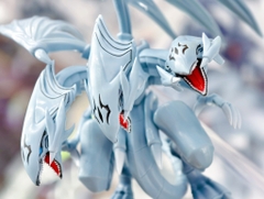 MÔ HÌNH Blue-Eyes Ultimate Dragon - Yu-Gi-Oh! Official Card Game - Equal Arts - Konami Prize Collection (Konami Amusement) FIGURE CHÍNH HÃNG